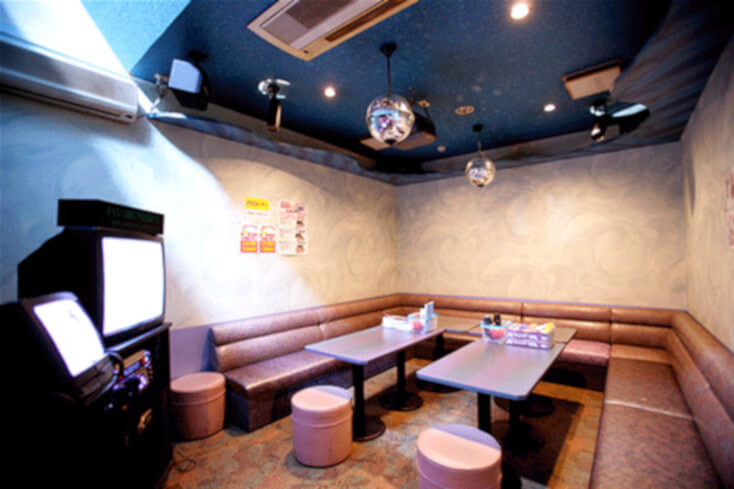 Japanese Karaoke Room In The 1980s